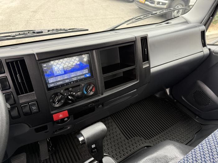 2025 Isuzu NRR — photo 14