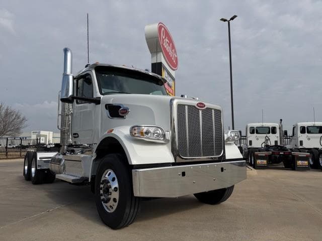 2027 Peterbilt 567 — photo 10