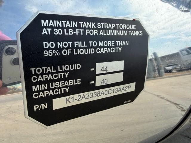 2027 Peterbilt 567 — photo 24