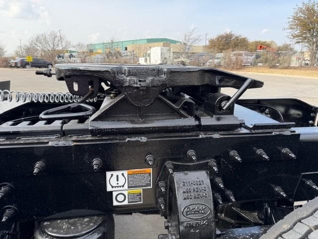 2027 Peterbilt 567 — photo 20