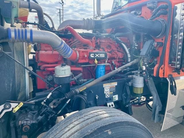 2021 Peterbilt 389 — photo 22