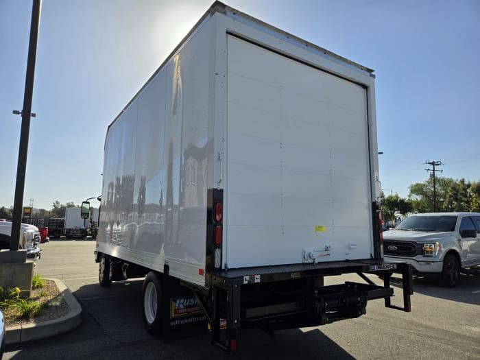 2022 Isuzu NPR — photo 6