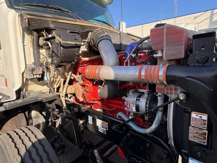 2020 Peterbilt 579 — photo 11