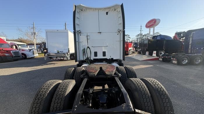 2021 Peterbilt 579 — photo 4