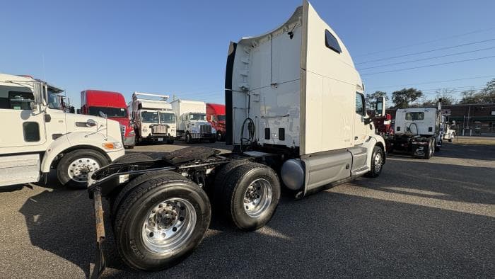 2021 Peterbilt 579 — photo 5