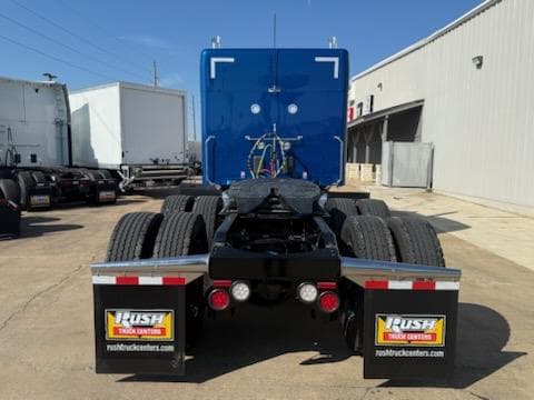 2027 Peterbilt 589 — photo 5