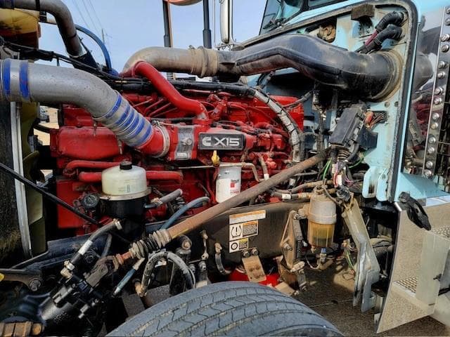 2021 Peterbilt 389 — photo 25