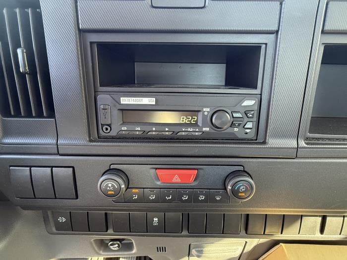 2026 Isuzu NPR — photo 12