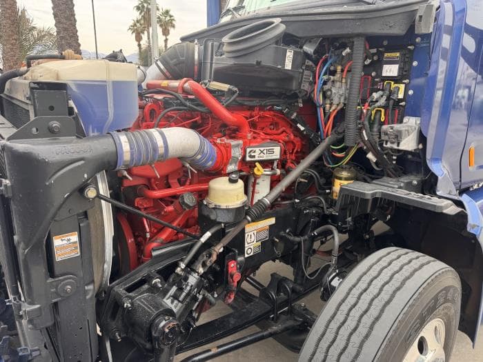 2020 Peterbilt 579 — photo 10