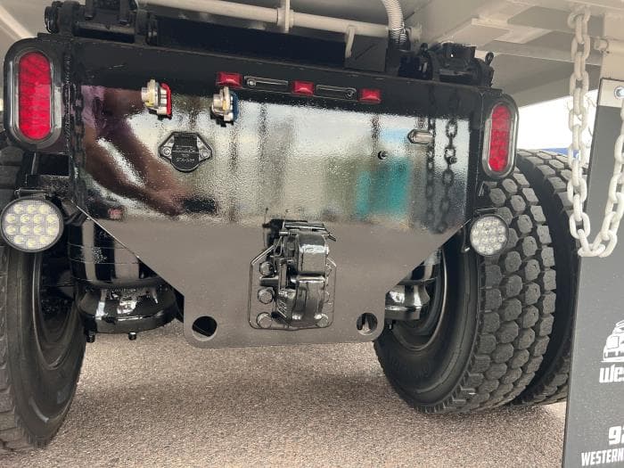 2026 Peterbilt 548 — photo 14