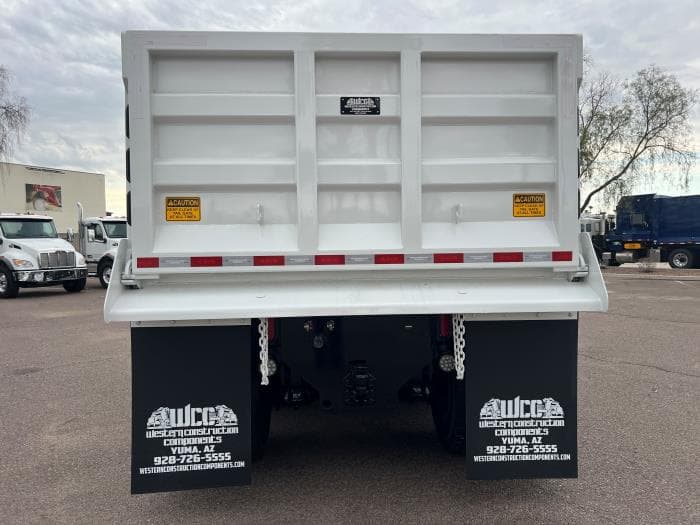 2026 Peterbilt 548 — photo 6