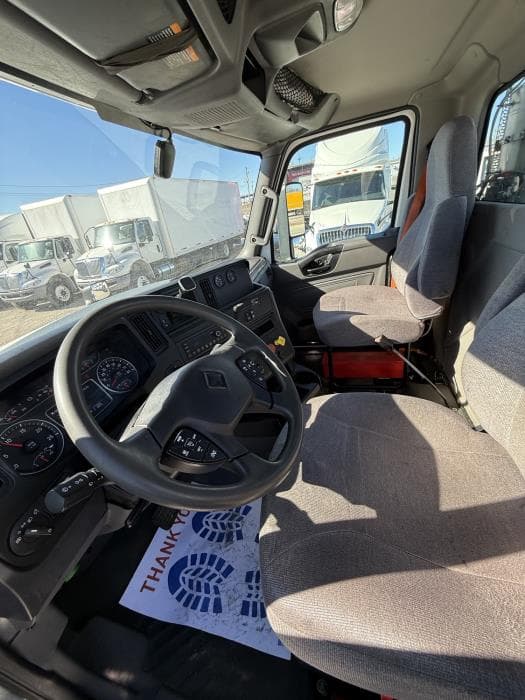 2021 International LT — photo 8