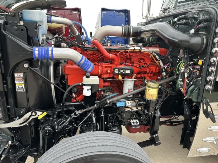 2024 Peterbilt 389 — photo 12