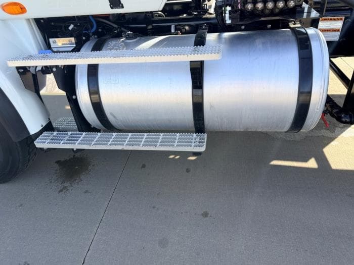 2026 International HX — photo 12