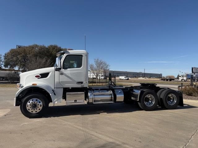 2027 Peterbilt 567 — photo 3