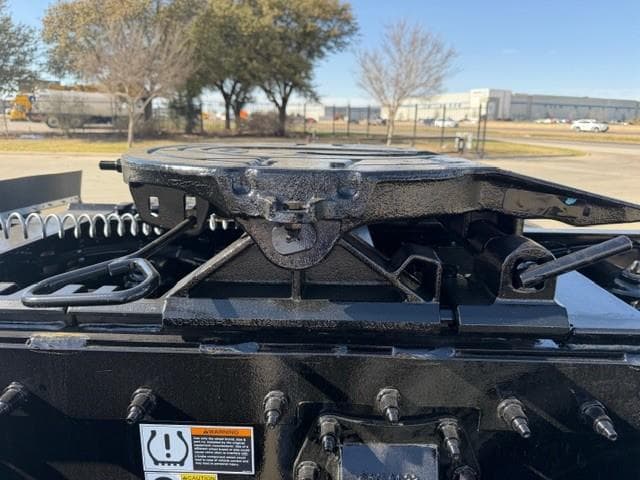 2027 Peterbilt 567 — photo 20