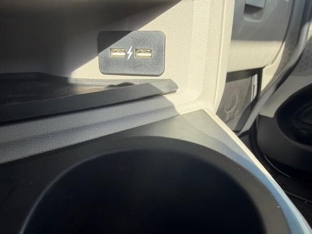 2027 Peterbilt 567 — photo 42