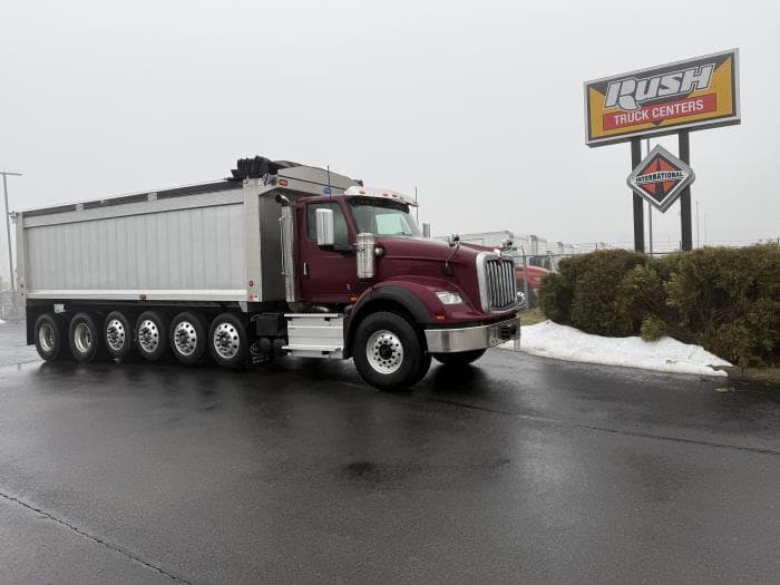 2026 International HX — photo 4