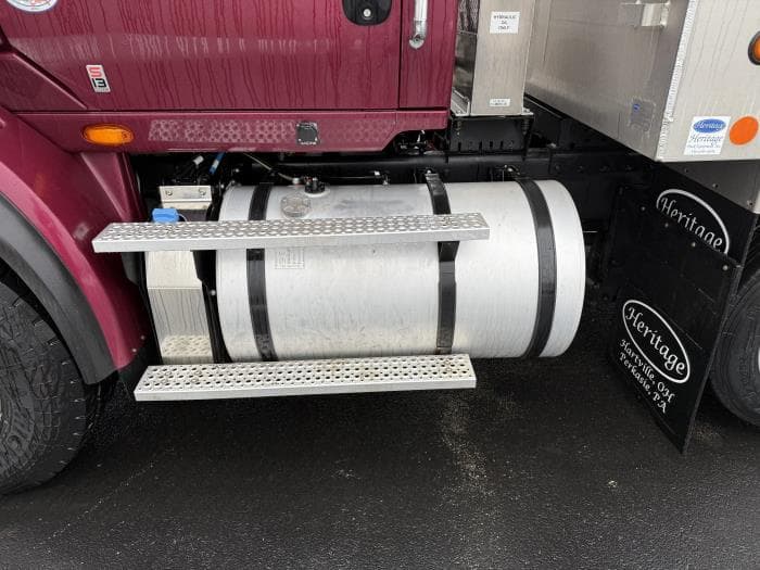 2026 International HX — photo 20