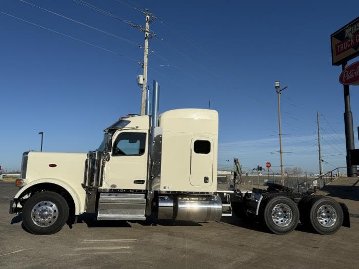 2027 Peterbilt 589 — photo 5