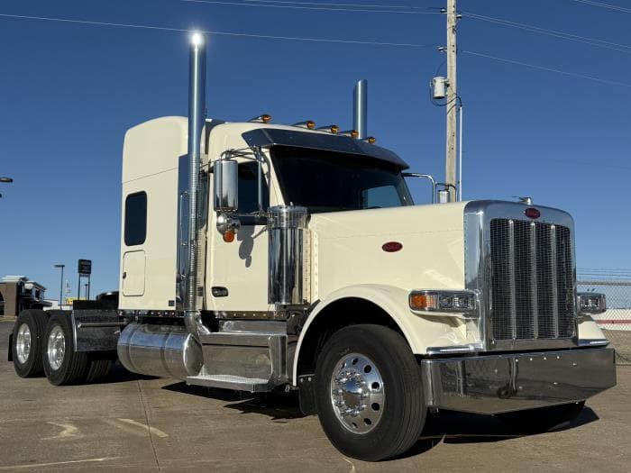 2027 Peterbilt 589 — photo 42