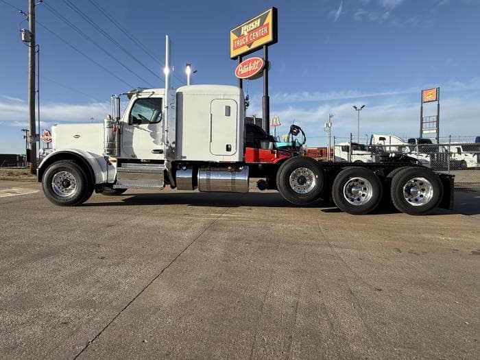 2027 Peterbilt 589 — photo 6