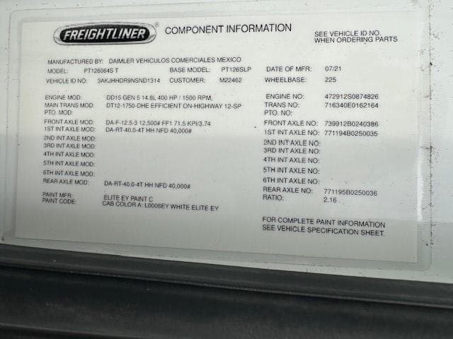 2022 Freightliner Cascadia — photo 14