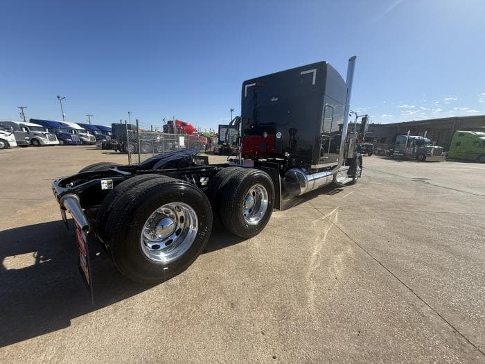 2026 Peterbilt 589 — photo 20