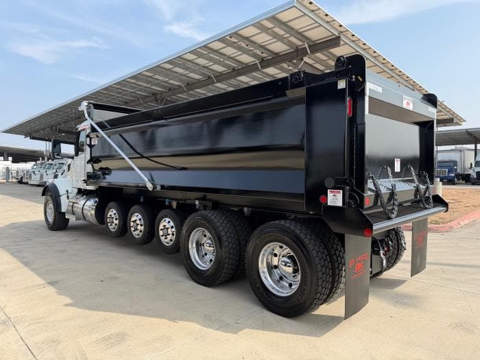 2026 Peterbilt 567 — photo 5