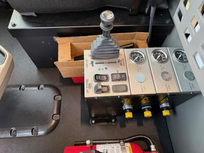 2026 Peterbilt 567 — photo 14