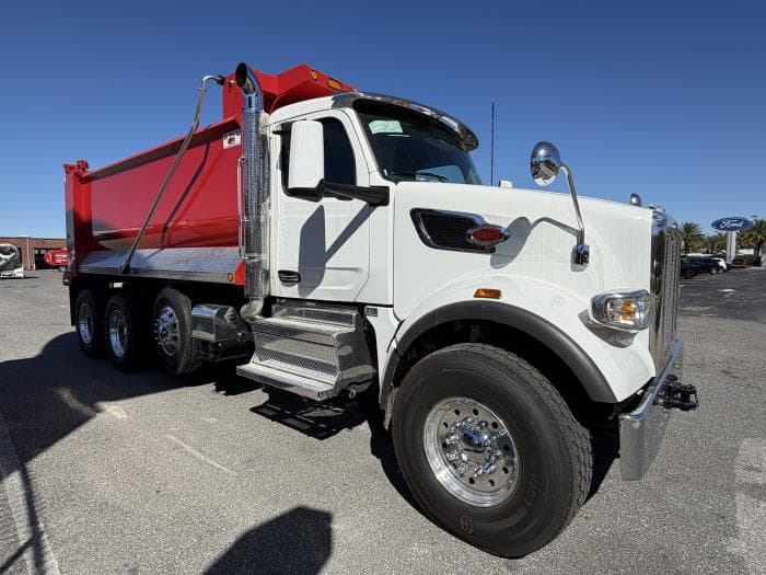 2026 Peterbilt 567 — photo 7