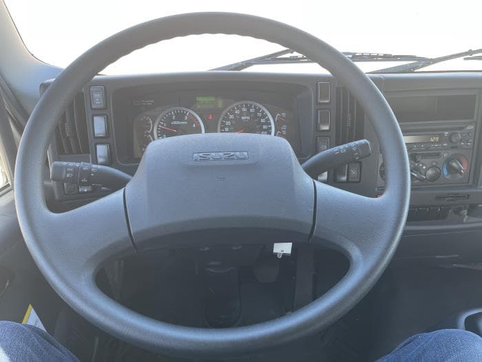 2025 Isuzu FTR — photo 11