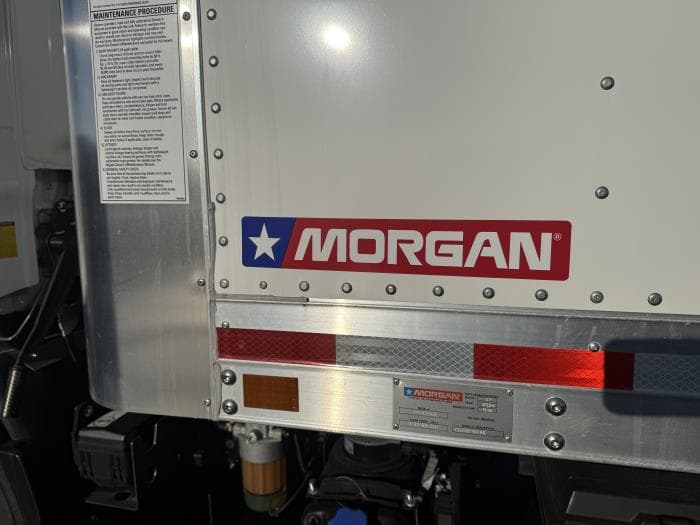 2025 Isuzu NPR — photo 16