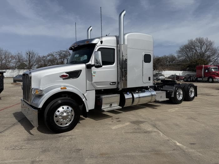 2027 Peterbilt 567 — photo 4