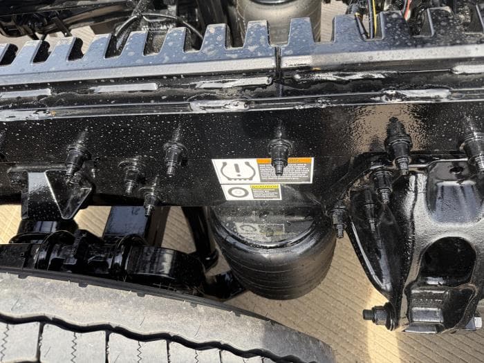 2027 Peterbilt 567 — photo 22