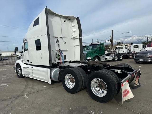2024 Peterbilt 579 — photo 12