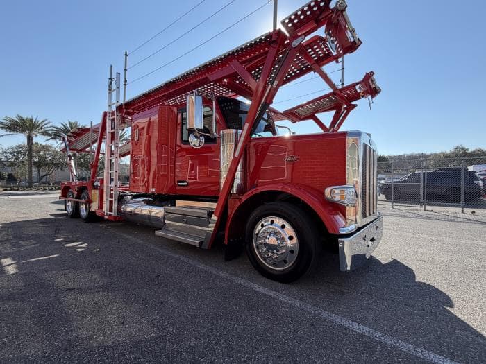 2025 Peterbilt 589 — photo 10