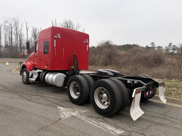 2019 Kenworth T800 — photo 9