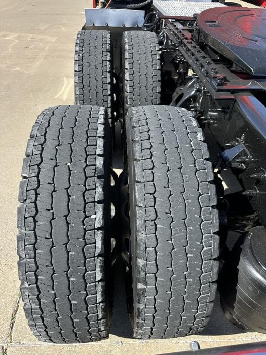 2024 Peterbilt 389 — photo 14