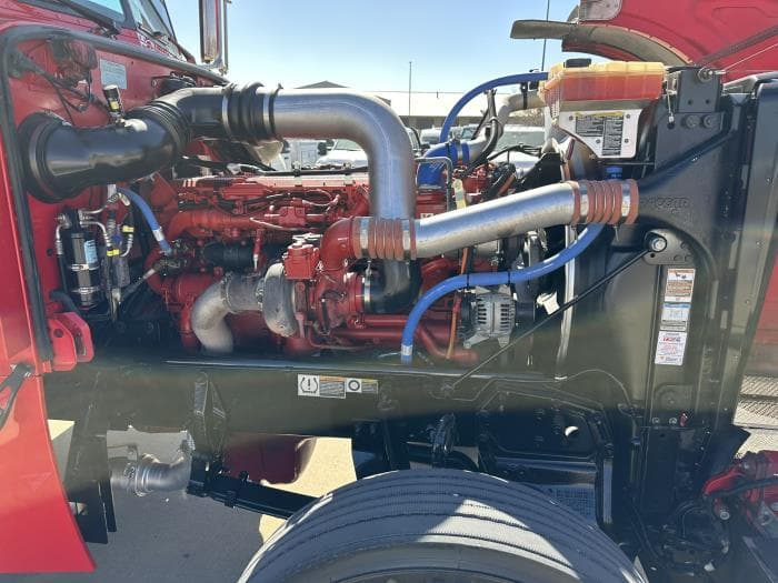 2024 Peterbilt 389 — photo 13