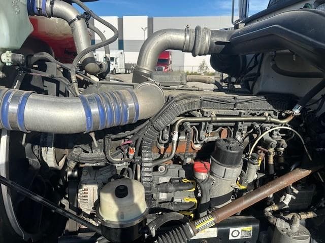 2018 Peterbilt 389 — photo 14
