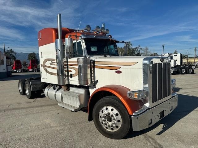 2018 Peterbilt 389 — photo 18