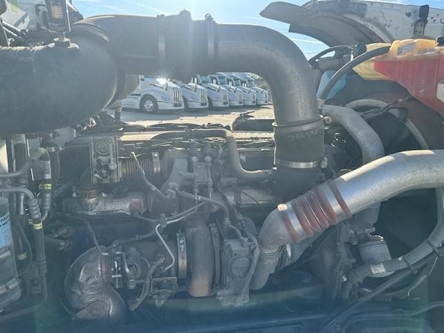 2019 Peterbilt 389 — photo 14