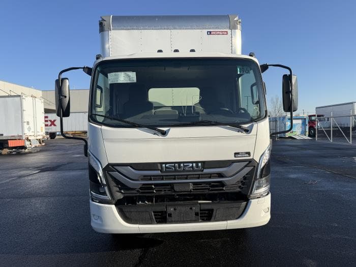 2025 Isuzu NPR — photo 3