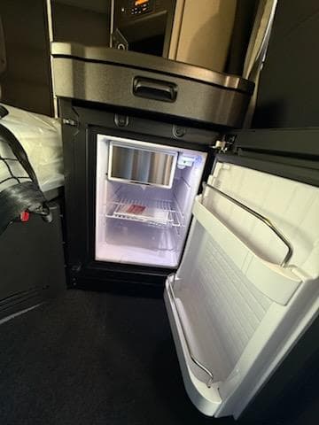 2027 Peterbilt 589 — photo 11