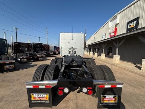 2027 Peterbilt 589 — photo 5