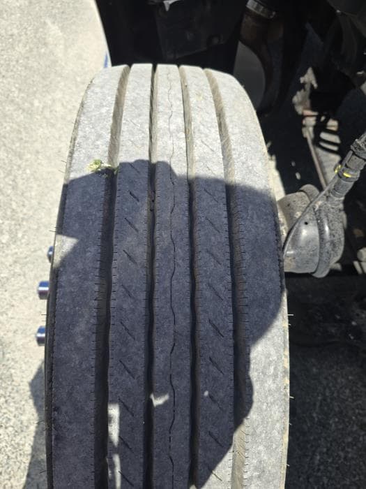 2022 Peterbilt 579 — photo 25