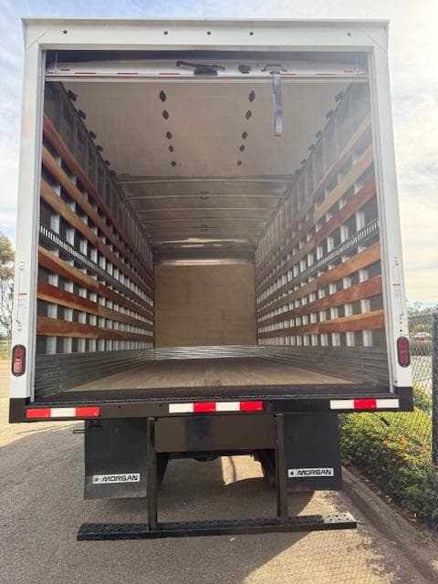 2026 Hino L6 — photo 6