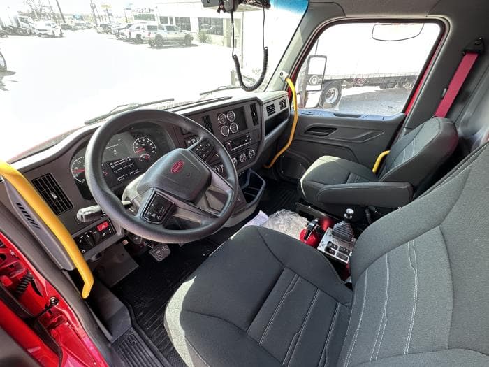 2026 Peterbilt 548 — photo 15