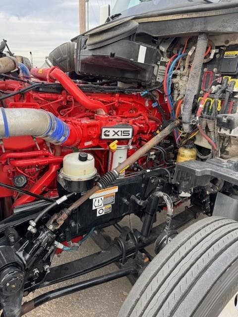 2022 Peterbilt 579 — photo 25